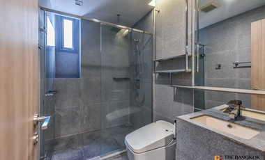 For sale 1 bed condo in Pathum Wan, Bangkok
