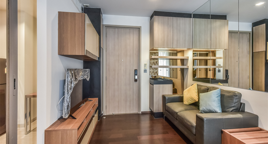 For sale 1 Beds condo in Pathum Wan, Bangkok
