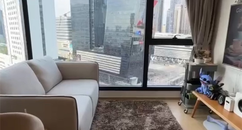À vendre 1 chambre condo à Huai Khwang, Bangkok