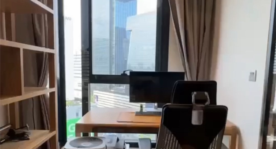 À vendre 1 chambre condo à Huai Khwang, Bangkok