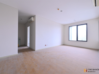 For sale 4 bedrooms condo in Watthana, Bangkok