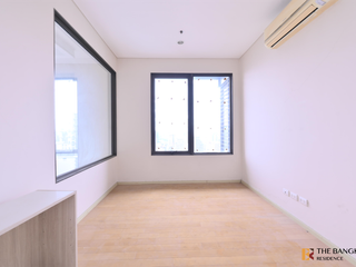 For sale 4 bedrooms condo in Watthana, Bangkok