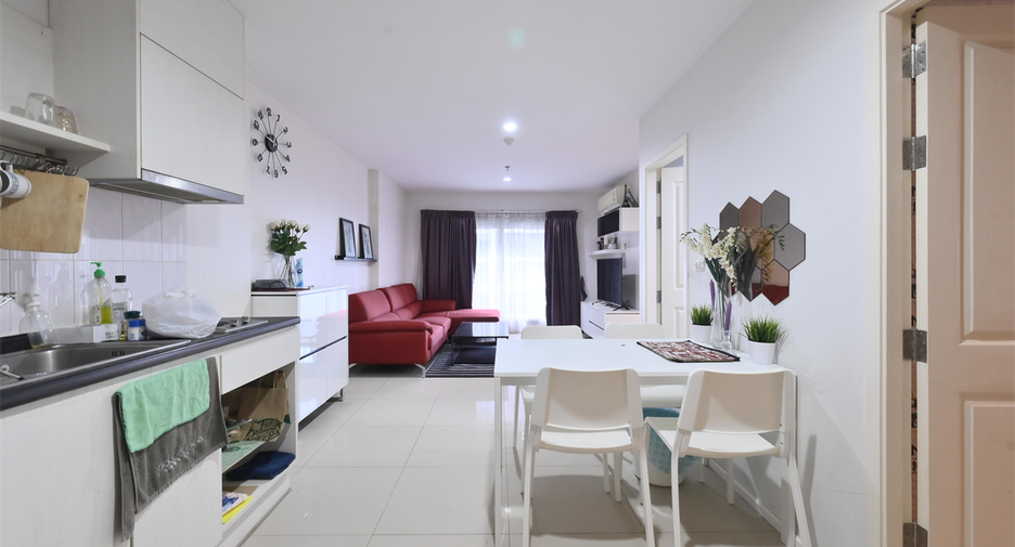 For sale 2 bedrooms condo in Huai Khwang, Bangkok
