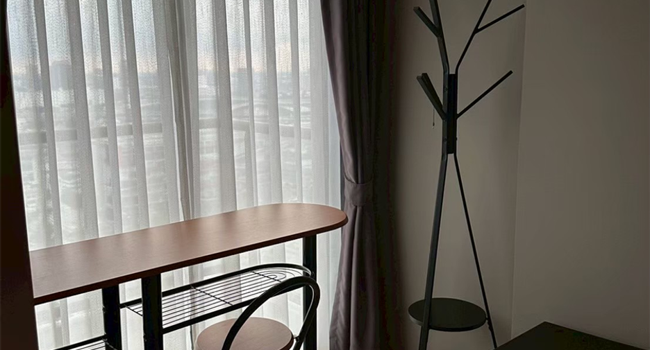 For sale 1 bed condo in Phaya Thai, Bangkok
