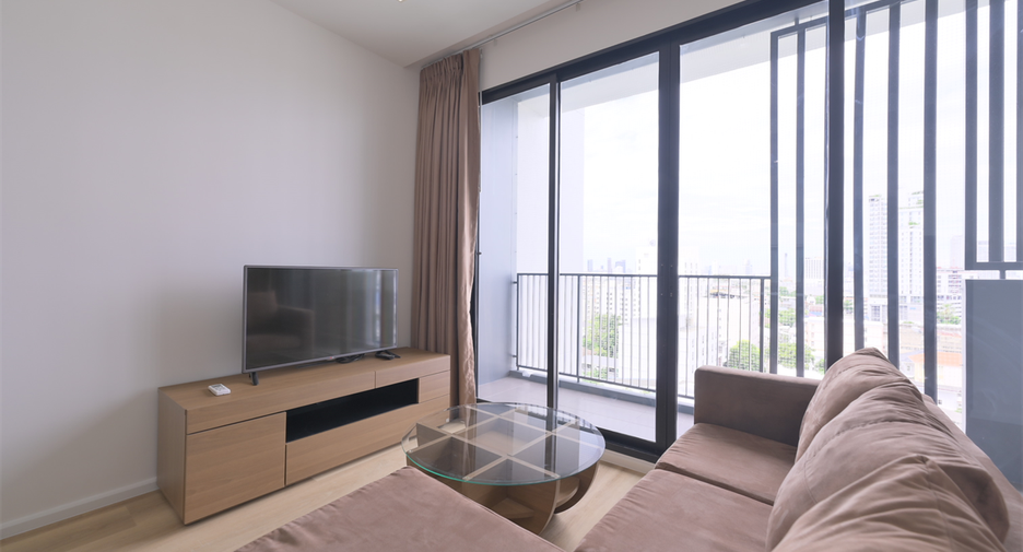For sale 1 bed condo in Huai Khwang, Bangkok
