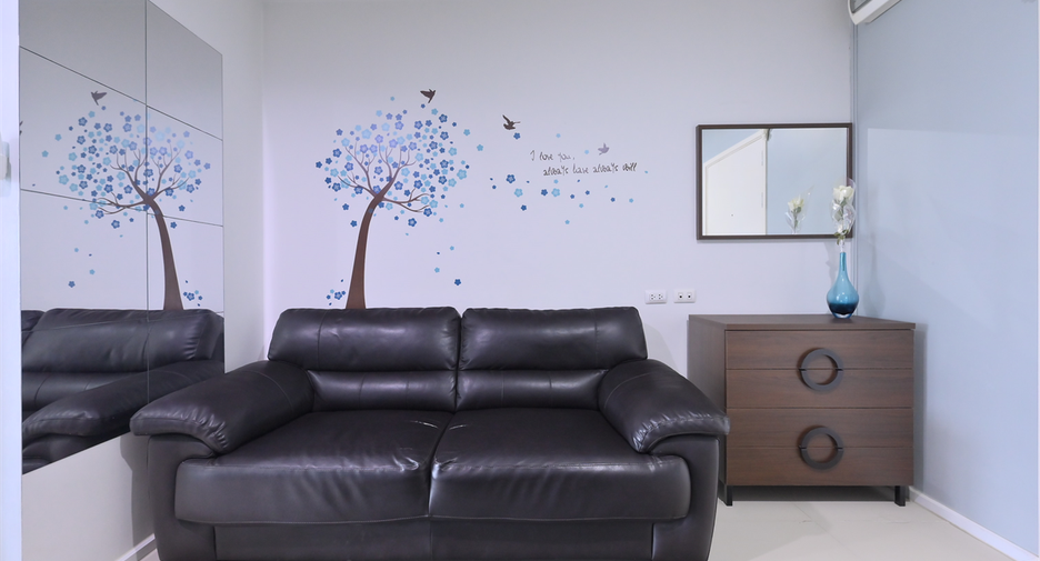 For sale 1 bed condo in Huai Khwang, Bangkok