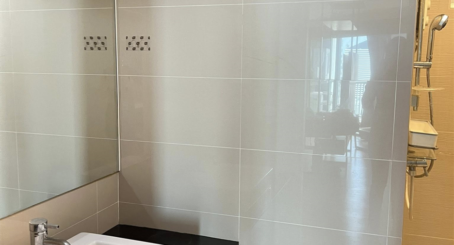 Wohnung zum Kauf mit 6 Zimmer in Huai Khwang, Bangkok