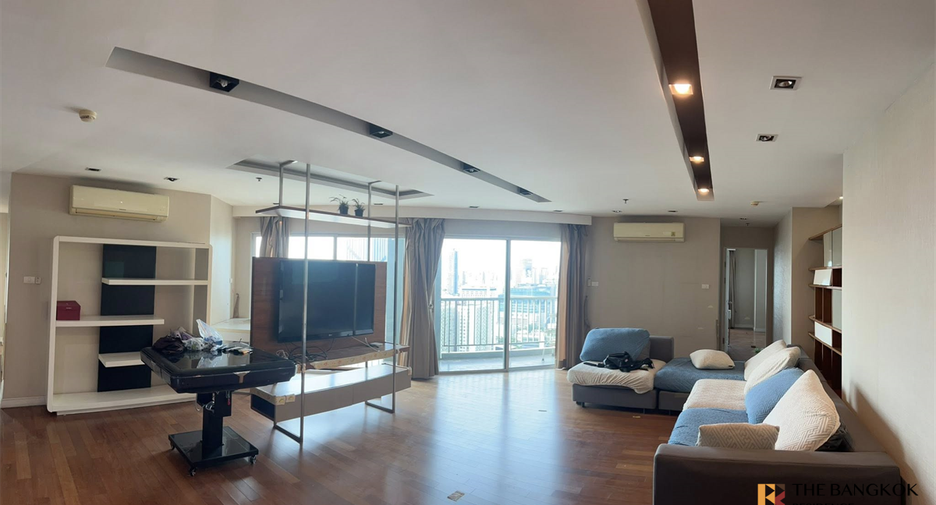 Wohnung zum Kauf mit 6 Zimmer in Huai Khwang, Bangkok