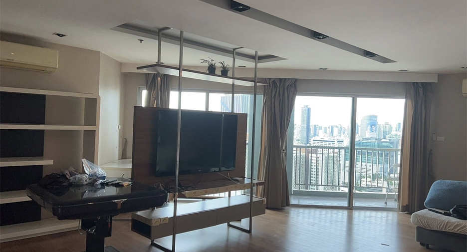 Wohnung zum Kauf mit 6 Zimmer in Huai Khwang, Bangkok