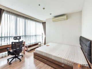 For sale 2 bedrooms condo in Phaya Thai, Bangkok