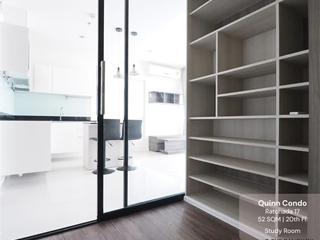 For sale 2 bedrooms condo in Huai Khwang, Bangkok