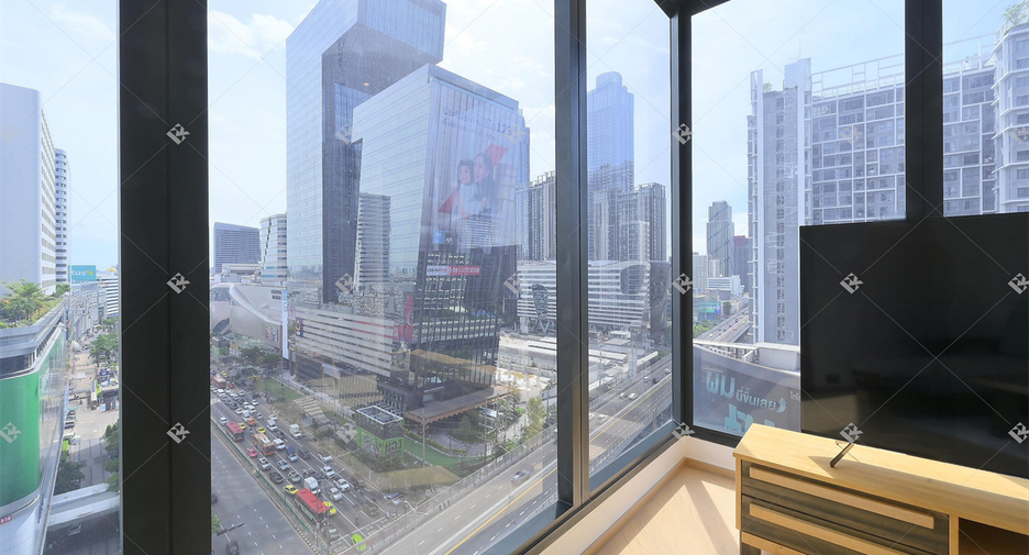 À vendre 2 chambres condo à Huai Khwang, Bangkok