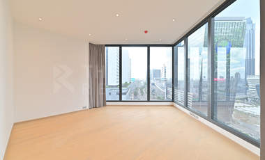 À vendre 2 chambres condo à Huai Khwang, Bangkok