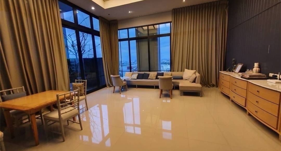 For sale 1 bed condo in Phaya Thai, Bangkok