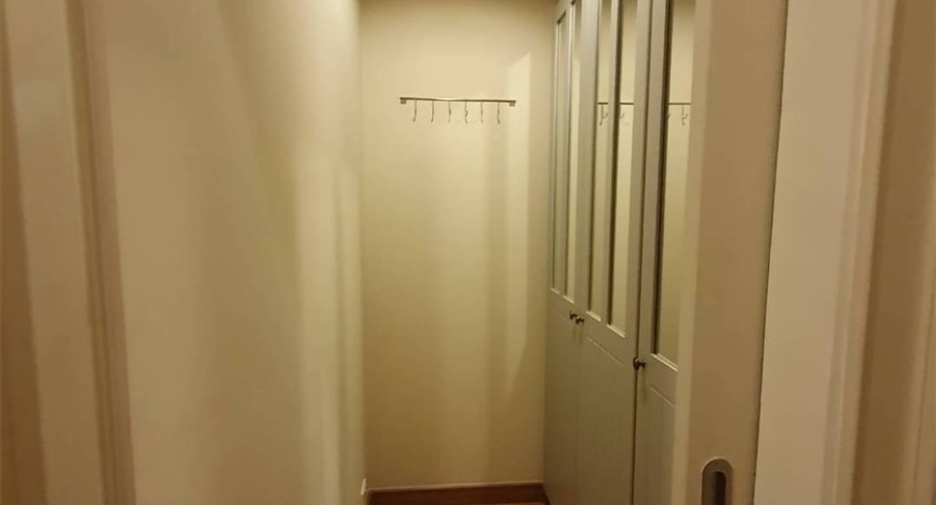 For sale 1 bed condo in Phaya Thai, Bangkok