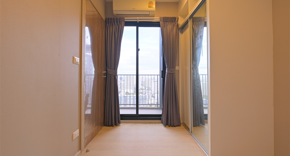 Wohnung zum Kauf mit 3 Zimmer in Huai Khwang, Bangkok