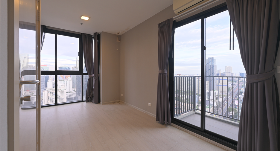 Wohnung zum Kauf mit 3 Zimmer in Huai Khwang, Bangkok