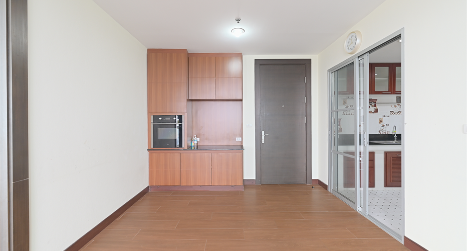 À vendre 2 chambres condo à Chatuchak, Bangkok