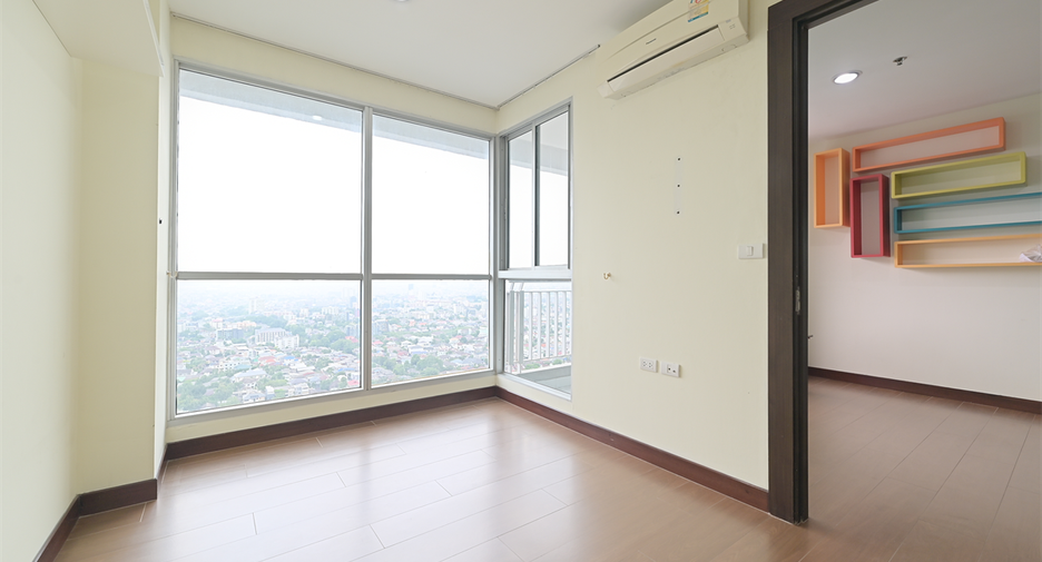 À vendre 2 chambres condo à Chatuchak, Bangkok