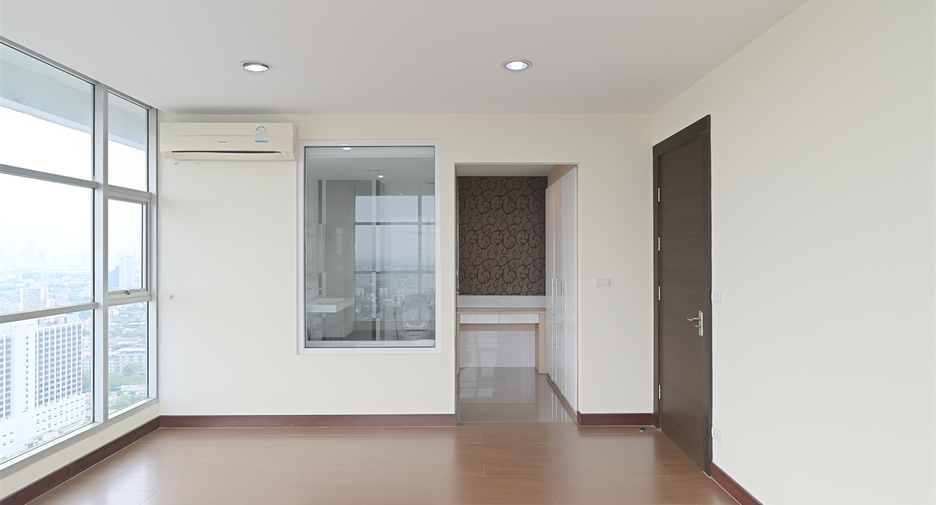 À vendre 2 chambres condo à Chatuchak, Bangkok