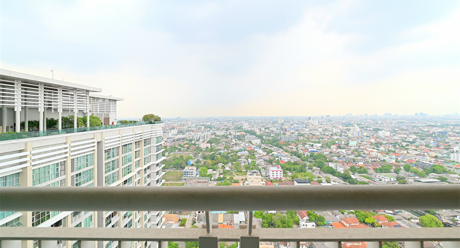 À vendre 2 chambres condo à Chatuchak, Bangkok