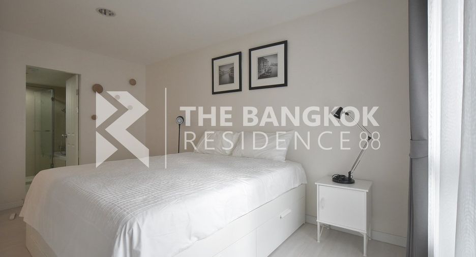 À vendre 2 chambres condo à Huai Khwang, Bangkok