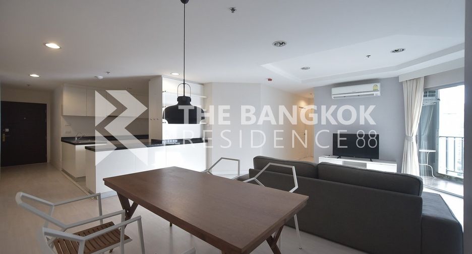 À vendre 2 chambres condo à Huai Khwang, Bangkok