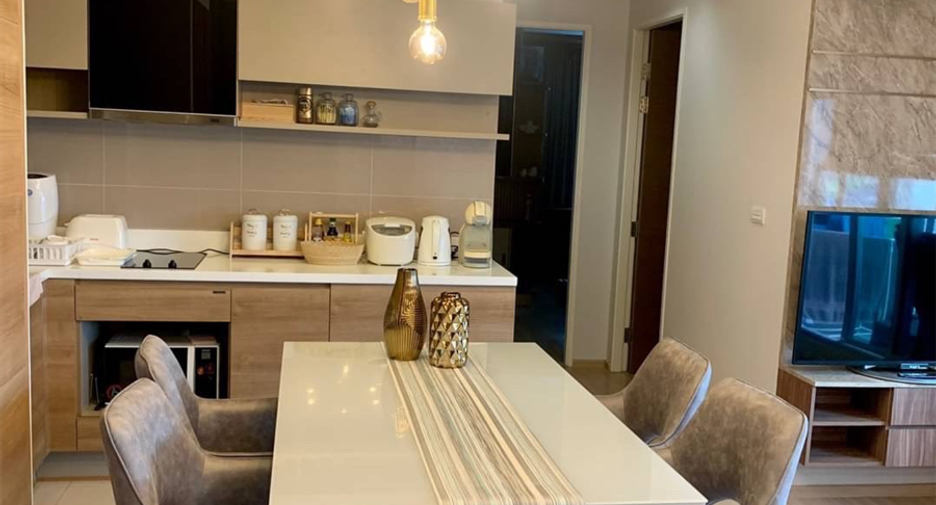 For sale 2 bedrooms condo in Phaya Thai, Bangkok