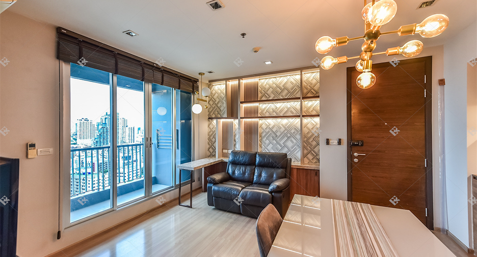For sale 2 bedrooms condo in Phaya Thai, Bangkok