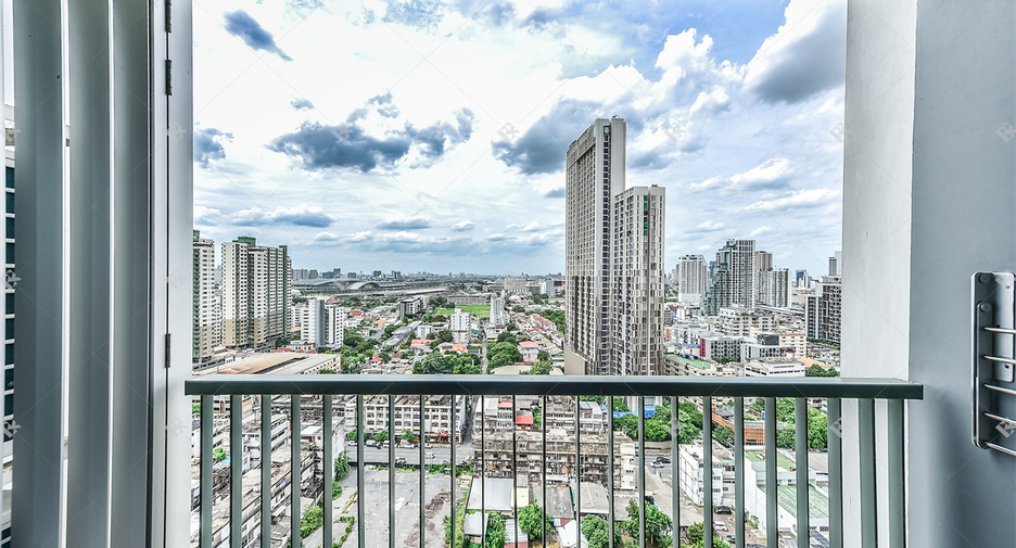 For sale 2 bedrooms condo in Phaya Thai, Bangkok
