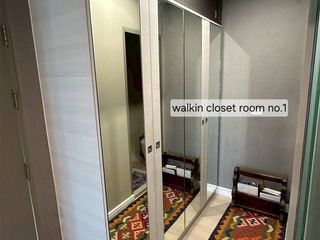 For sale 2 bedrooms condo in Huai Khwang, Bangkok