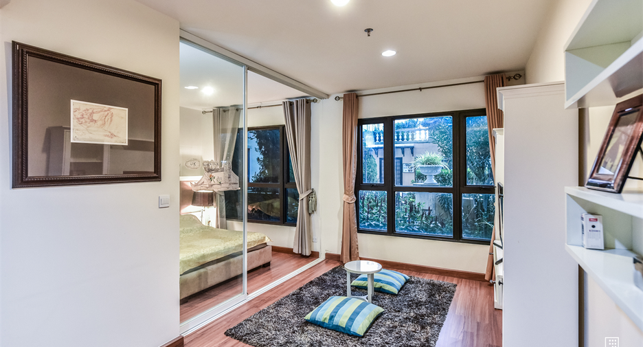 For sale 1 bed condo in Phaya Thai, Bangkok