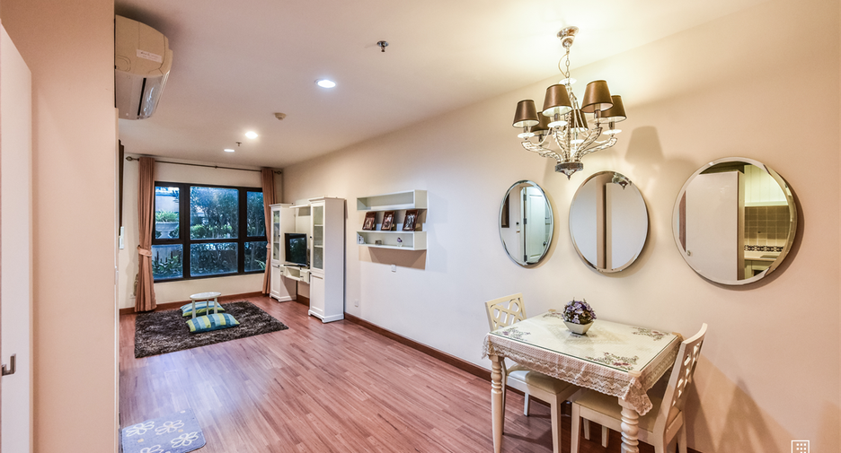 For sale 1 bed condo in Phaya Thai, Bangkok