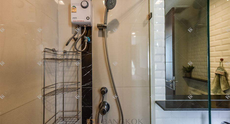 Wohnung zum Kauf mit 1 Zimmer in Pathum Wan, Bangkok