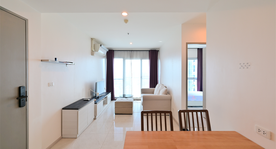 À vendre 2 chambres condo à Huai Khwang, Bangkok