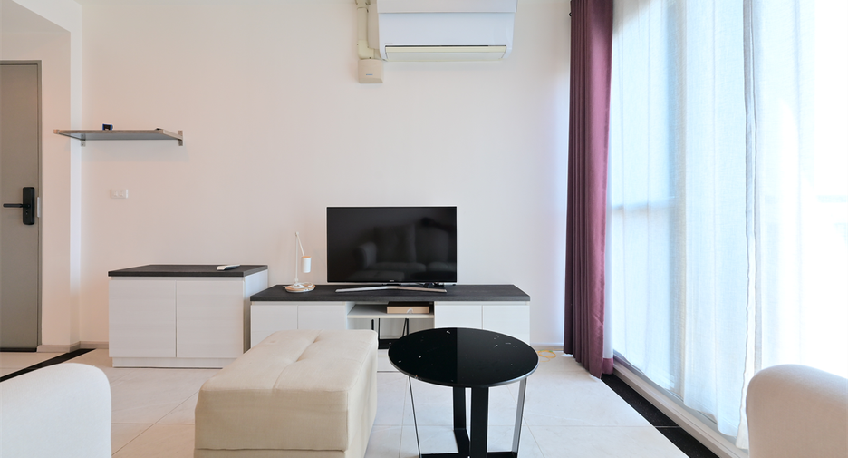 À vendre 2 chambres condo à Huai Khwang, Bangkok