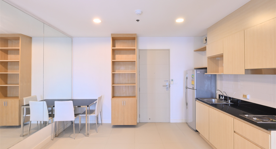 Condo en venta de 2 habitaciones en Huai Khwang, Bangkok