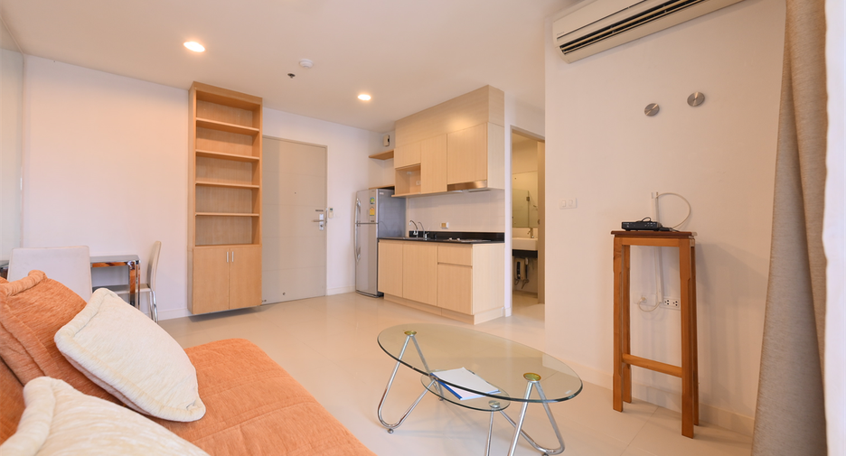Condo en venta de 2 habitaciones en Huai Khwang, Bangkok