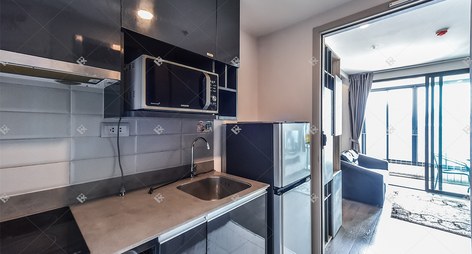 À vendre 1 chambre condo à Pathum Wan, Bangkok
