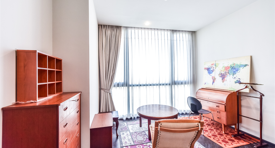 For sale 2 ベッドルーム condo in Phaya Thai, Bangkok