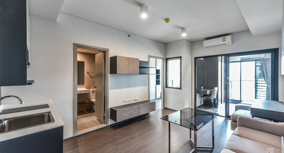 For sale 1 bed condo in Phaya Thai, Bangkok