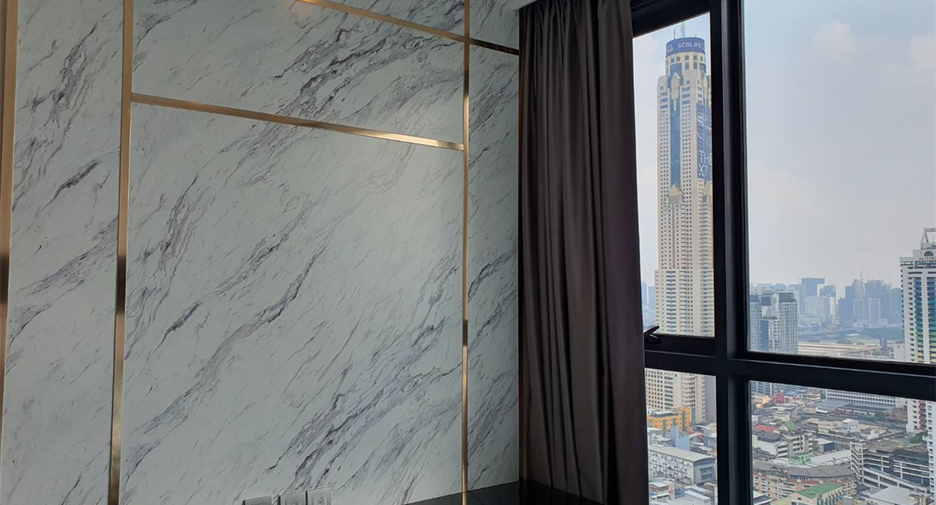À vendre 2 chambres condo à Pathum Wan, Bangkok