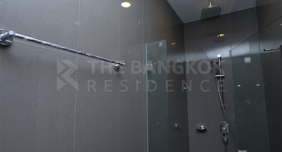 ขาย 2 ห้องนอน คอนโด ใน บางรัก, กรุงเทพฯ