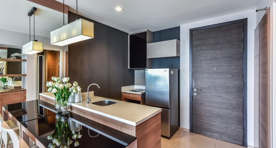 For sale 1 Beds condo in Phaya Thai, Bangkok
