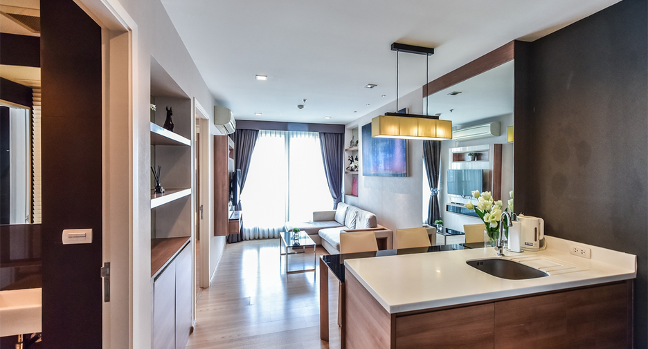 For sale 1 Beds condo in Phaya Thai, Bangkok
