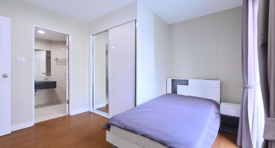 Wohnung zum Kauf mit 5 Zimmer in Huai Khwang, Bangkok