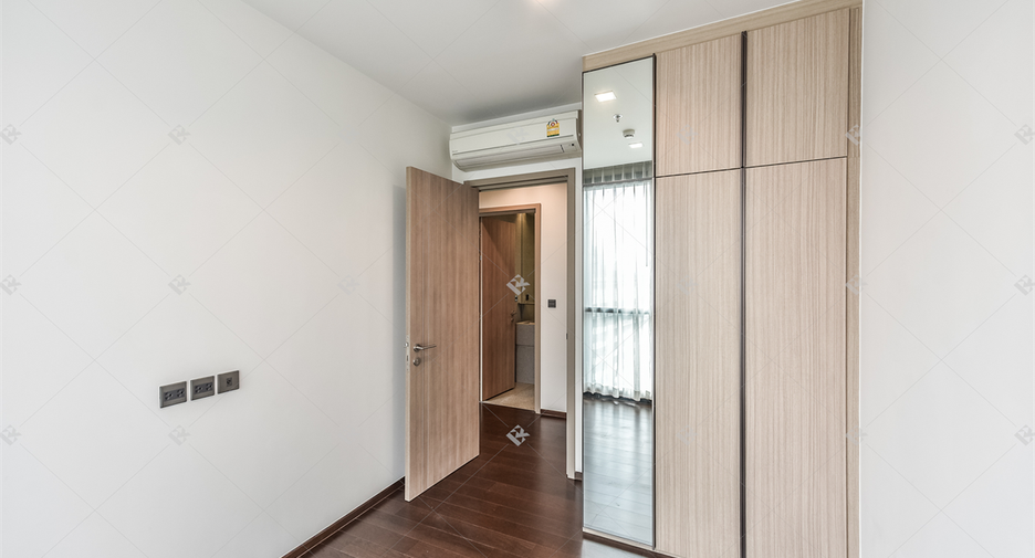 For sale 2 ベッドルーム condo in Pathum Wan, Bangkok