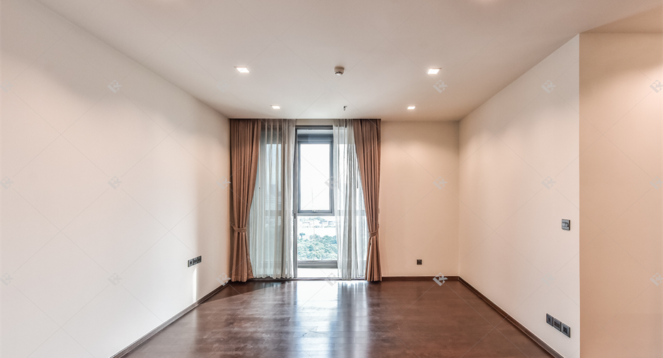 For sale 2 ベッドルーム condo in Pathum Wan, Bangkok