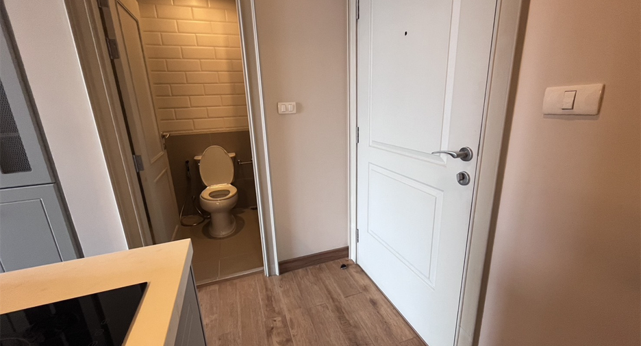 For sale 1 bed condo in Phaya Thai, Bangkok
