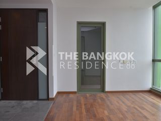 Продажа 1 кровать кондо в Патхум Щан, Бангкок